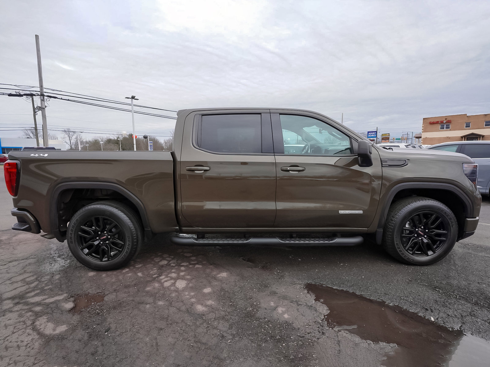 Used 2023 GMC Sierra 1500 Elevation image 48
