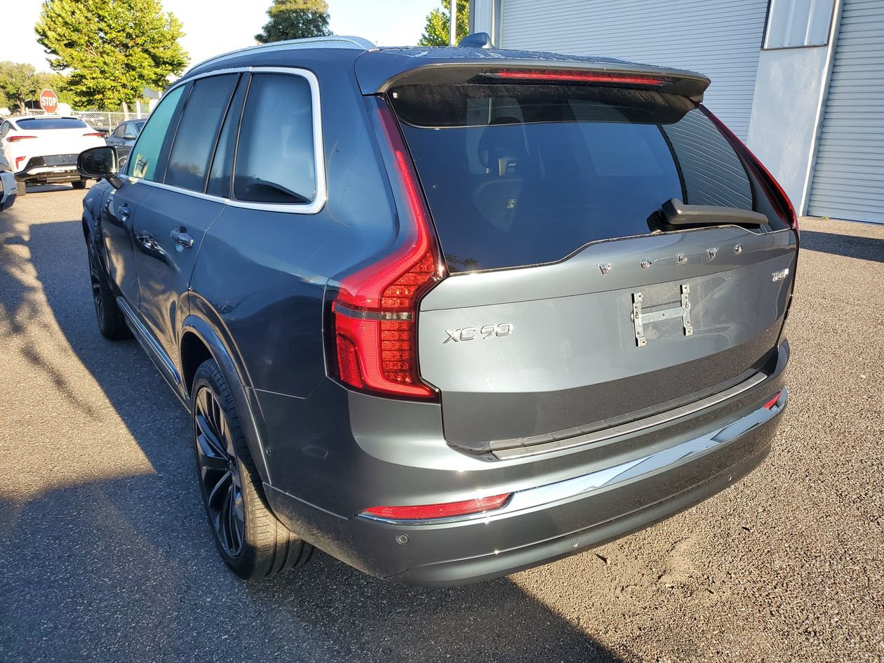 Used 2025 Volvo XC90 T8 Ultra w/ Protection Package Premier AWD/4WD image 3