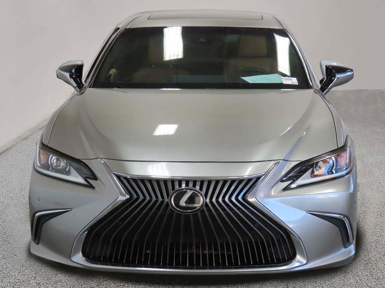 Used 2019 Lexus ES 350 w/ Premium Package image 2