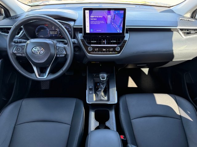 Used 2026 Toyota Corolla Cross XLE w/ Convenience Package FWD image 20