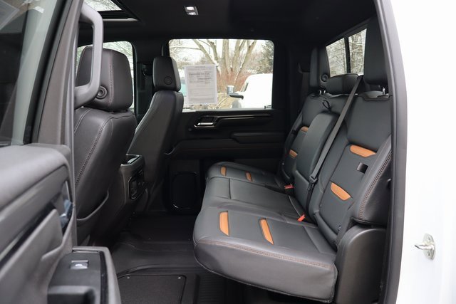 Used 2025 GMC Sierra 2500 AT4 w/ AT4 Premium Plus Package image 11