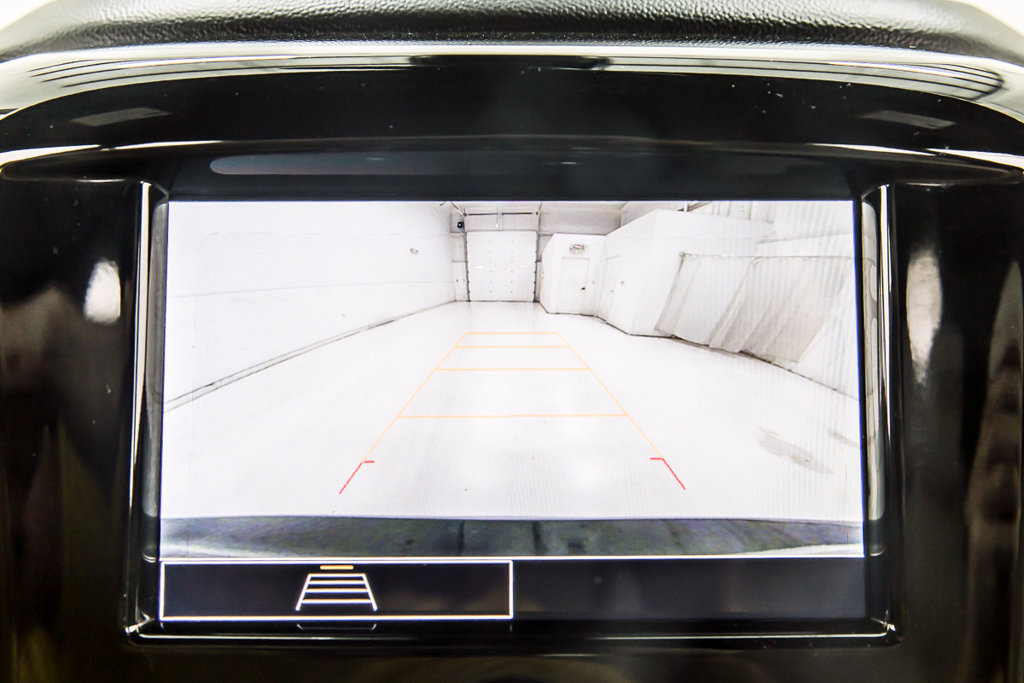Used 2023 Chevrolet Traverse LS w/ LPO, Cargo Package FWD image 15