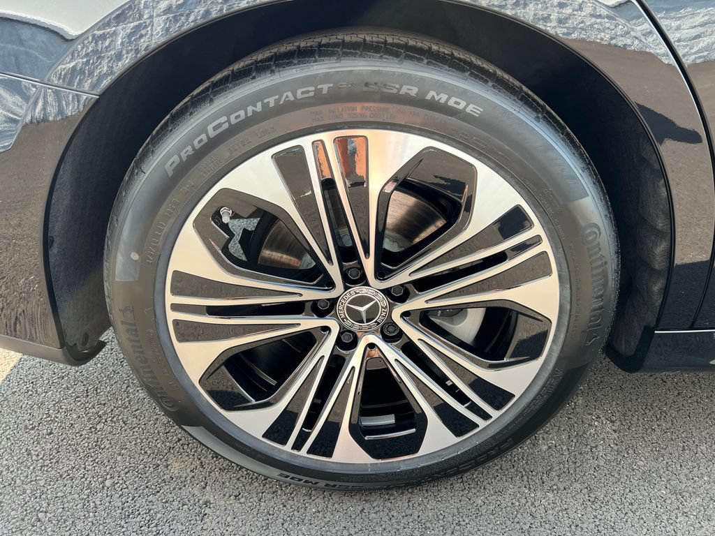 New 2026 Mercedes-Benz E 350 4MATIC Sedan image 30