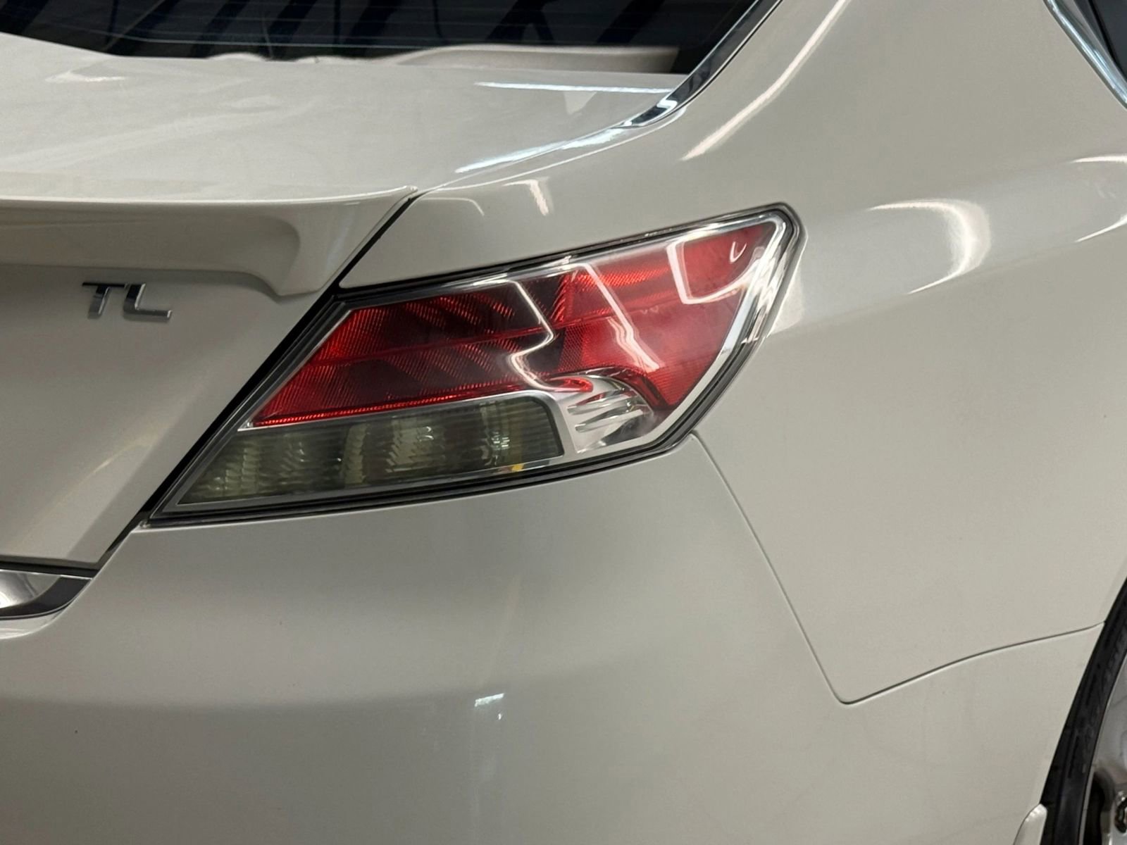 Used 2012 Acura TL SH-AWD image 9