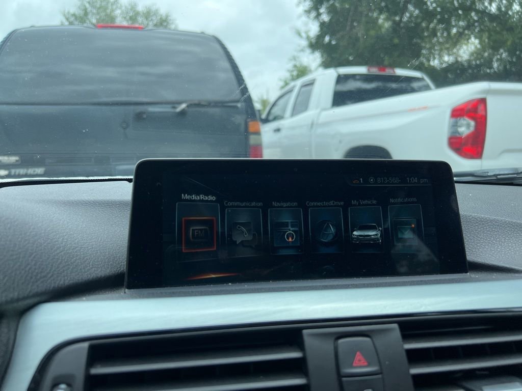 Used 2017 BMW 330i Sedan image 3