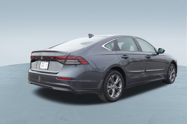 Used 2023 Honda Accord EX image 9