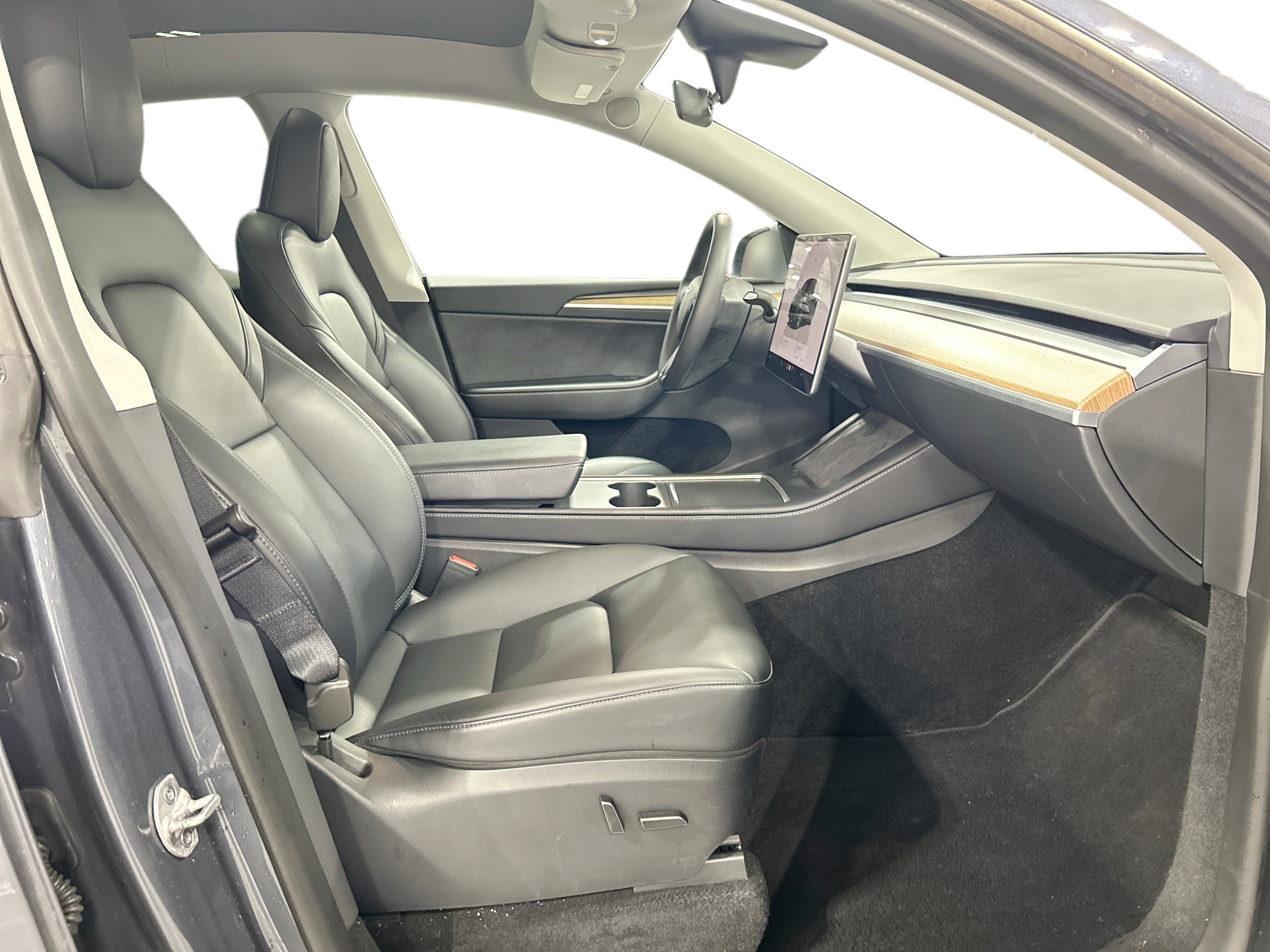 Certified 2023 Tesla Model Y AWD image 13