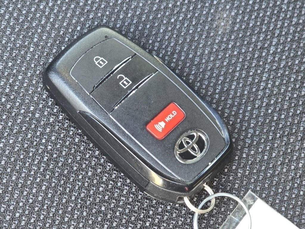 Used 2025 Toyota Land Cruiser 1958 image 40