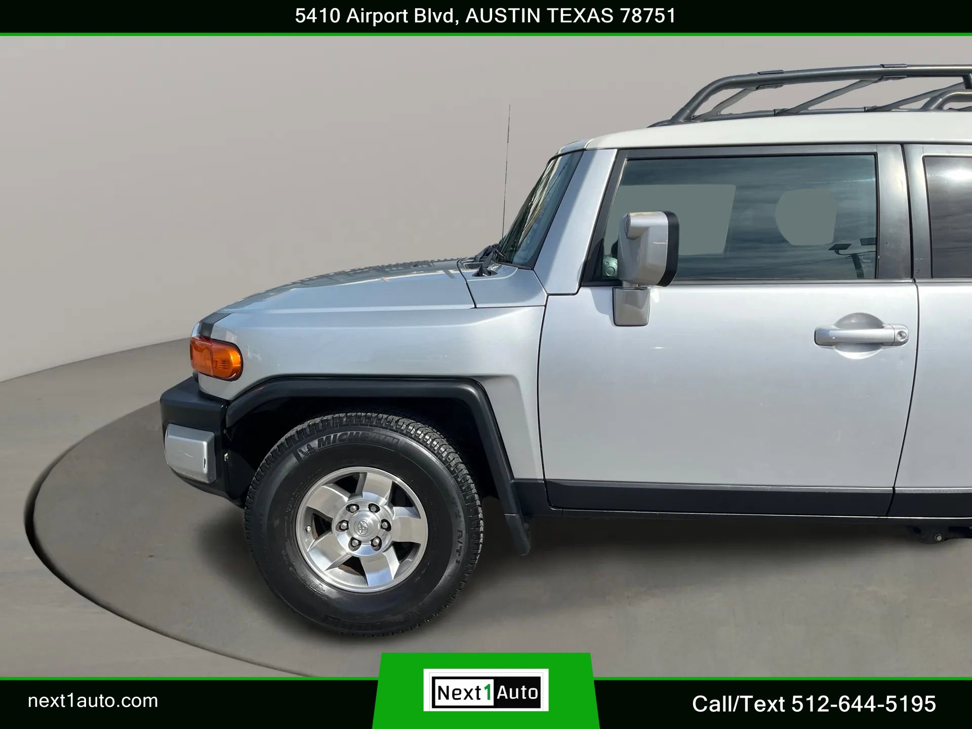 Used 2008 Toyota FJ Cruiser 2WD image 10