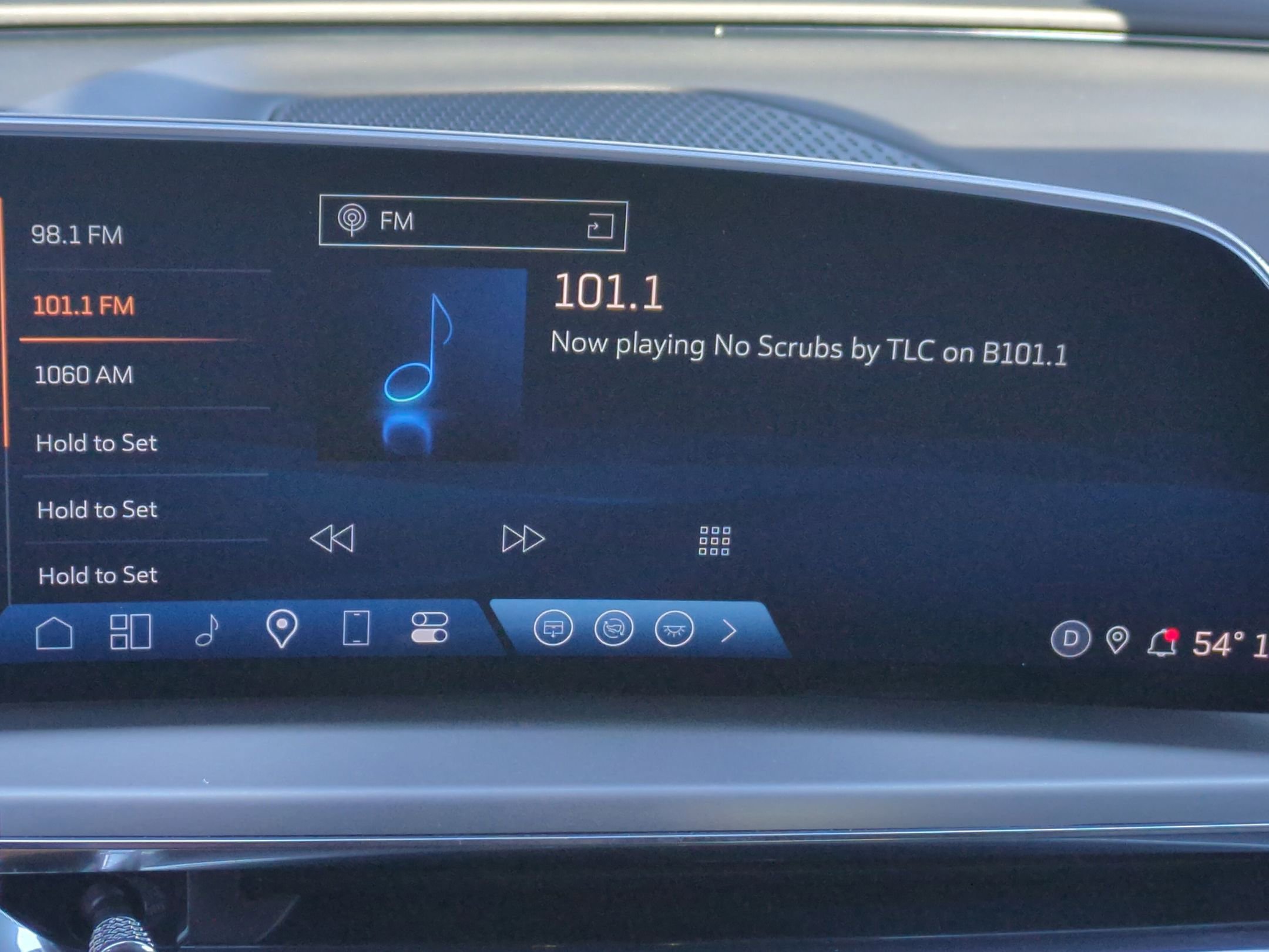 Certified 2024 Cadillac Lyriq Luxury image 13