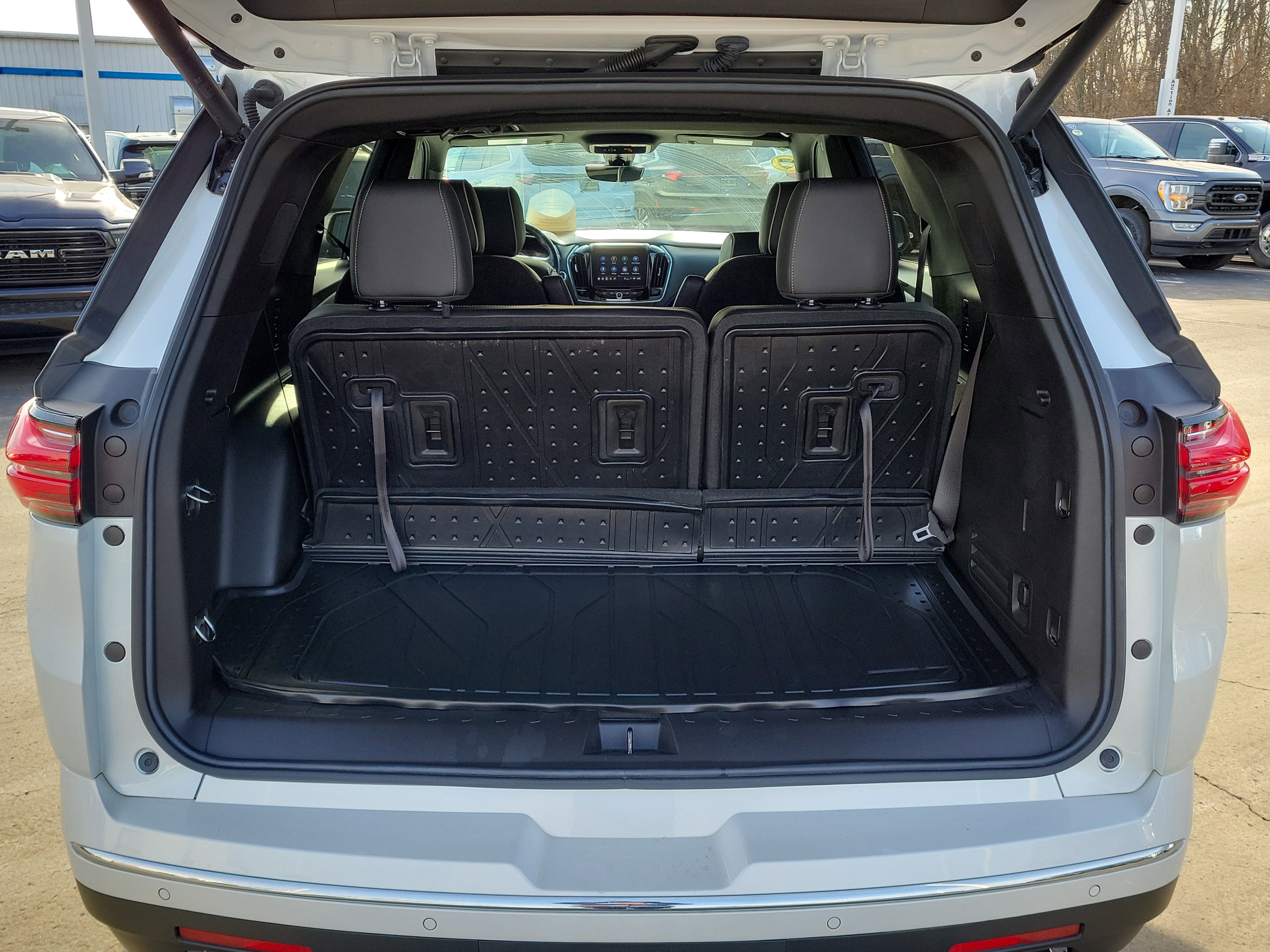 Used 2022 Chevrolet Traverse Premier w/ LPO, Floor Liner Package image 8