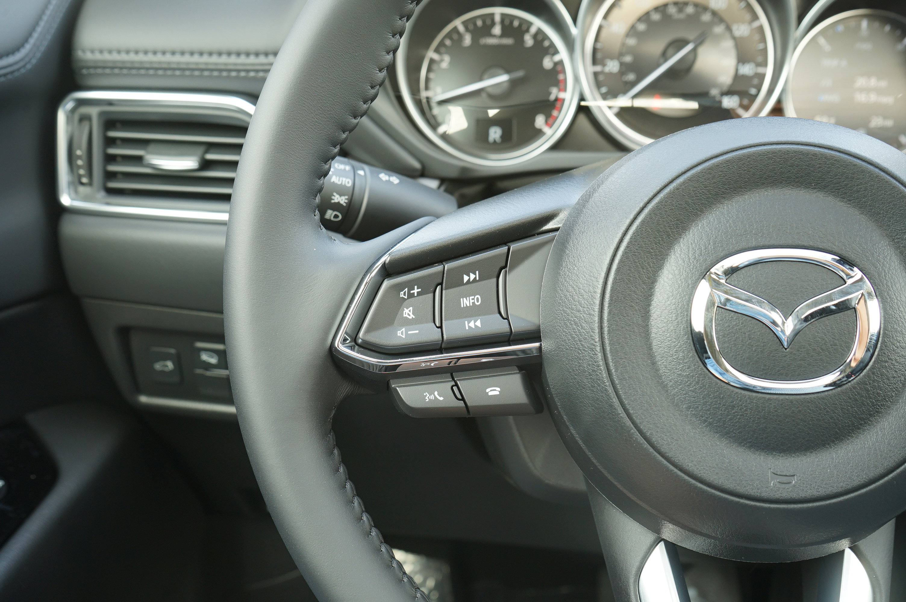 New 2025 MAZDA CX-5 AWD 2.5 S w/ Preferred Package image 20