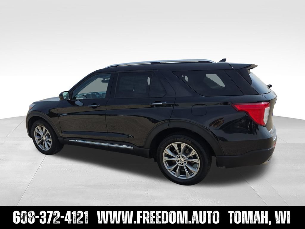 Used 2023 Ford Explorer Limited AWD/4WD image 4