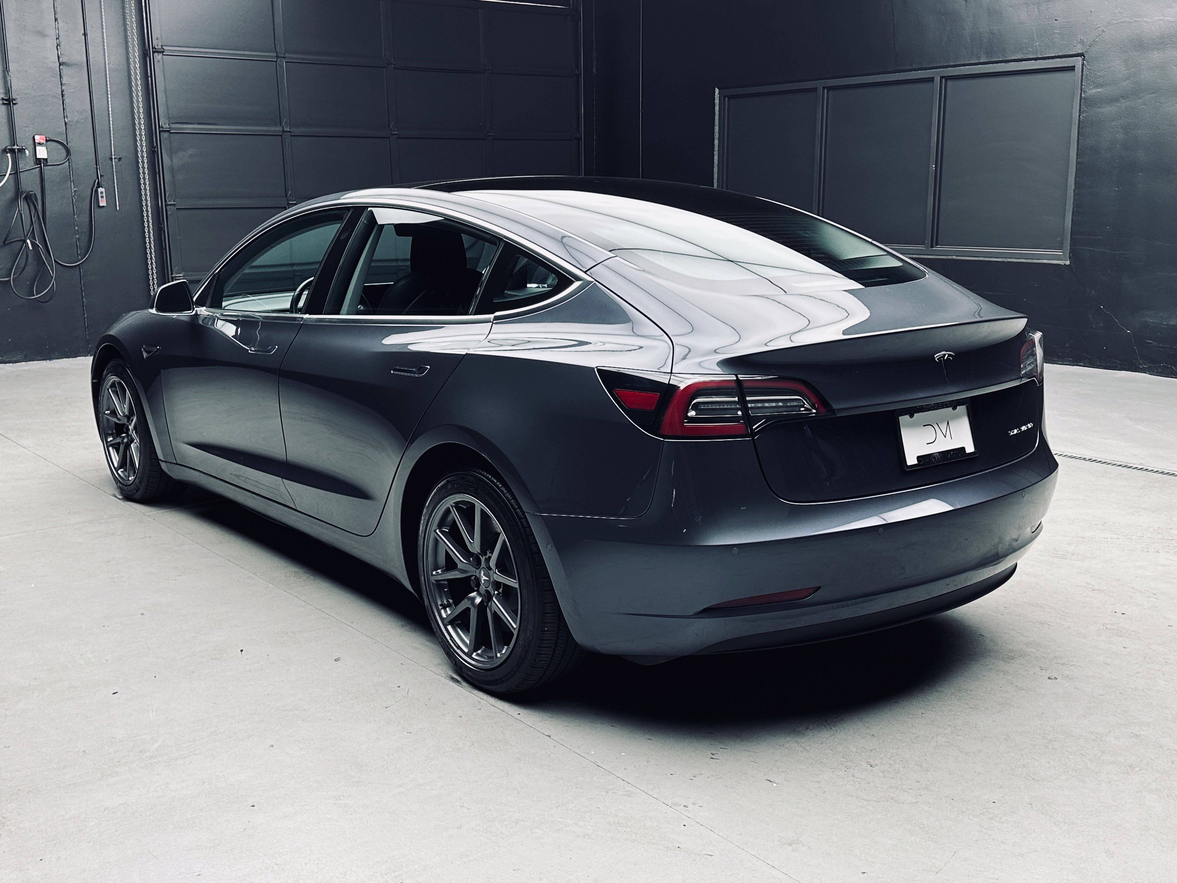 Used 2018 Tesla Model 3 Long Range AWD/4WD image 5