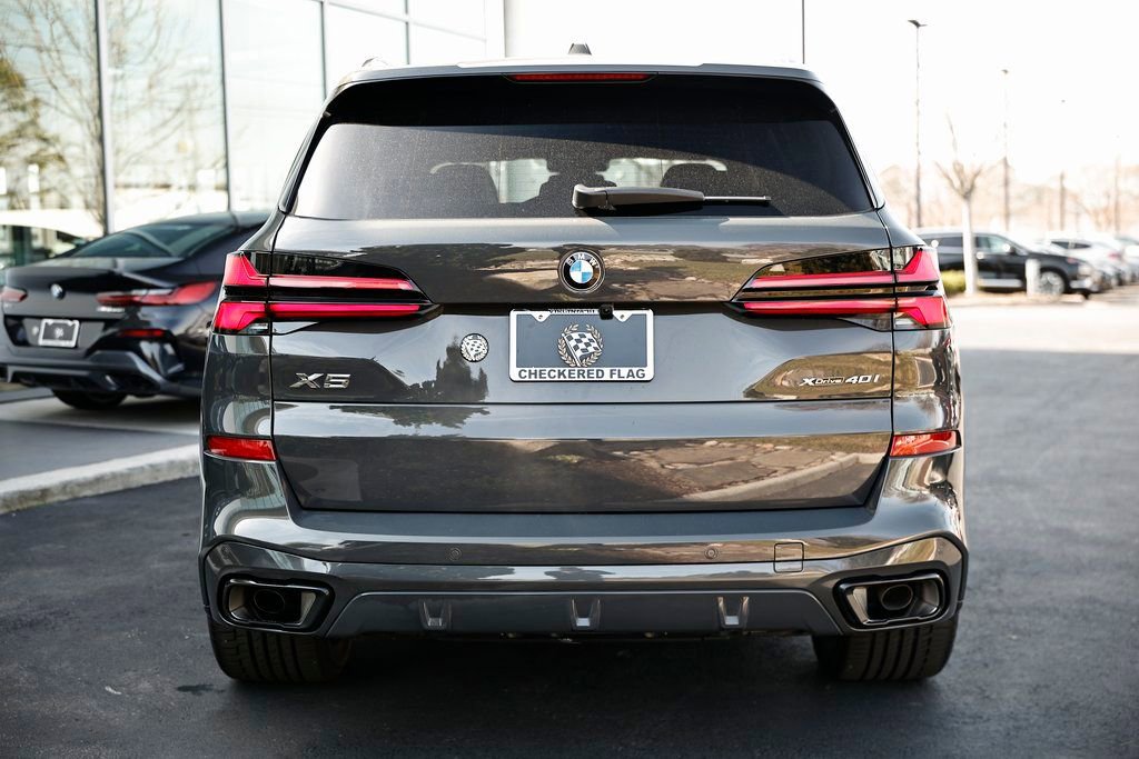 Used 2026 BMW X5 xDrive40i w/ M Sport Package image 9