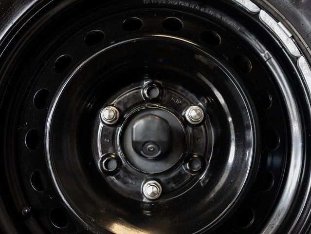 Used 2021 Ford Bronco Black Diamond image 9