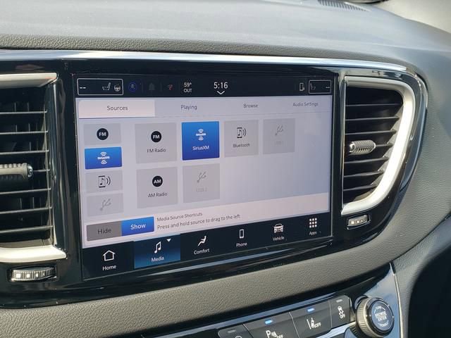 New 2026 Chrysler Voyager LX image 10