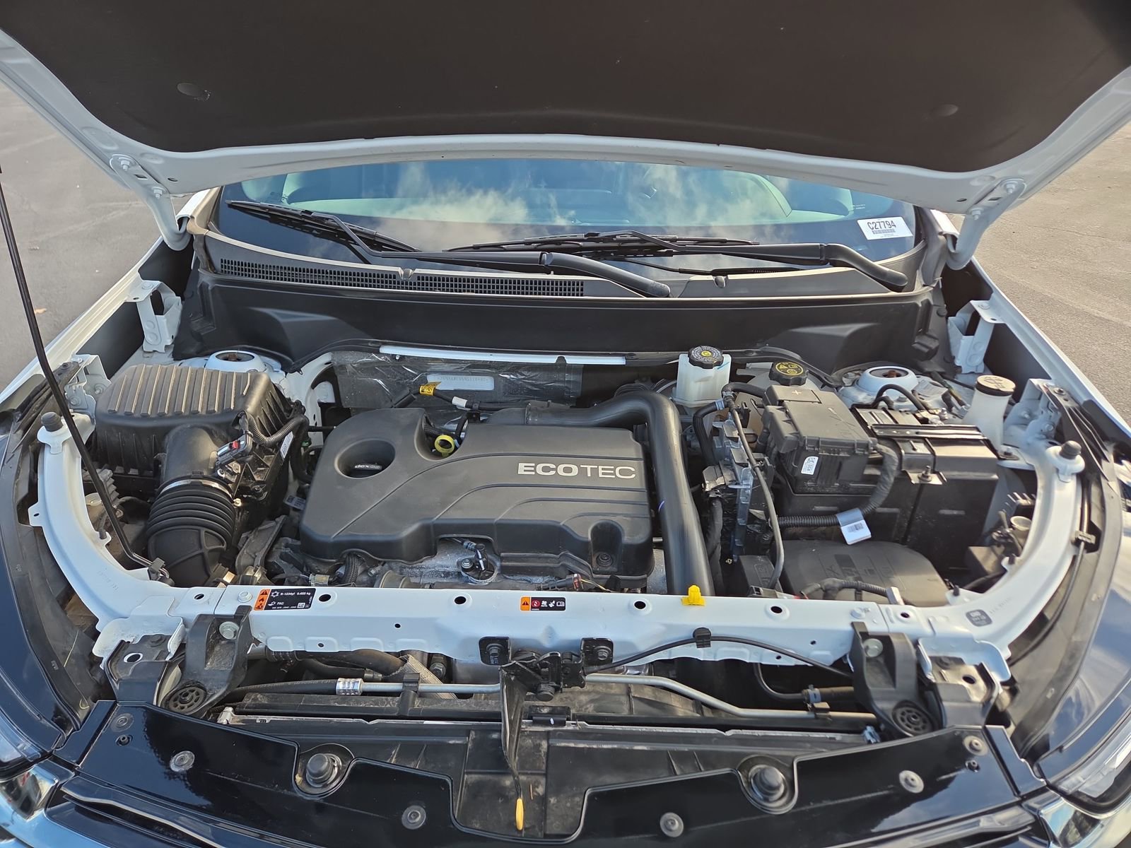 Used 2022 Chevrolet Equinox RS w/ RS Leather Package image 17