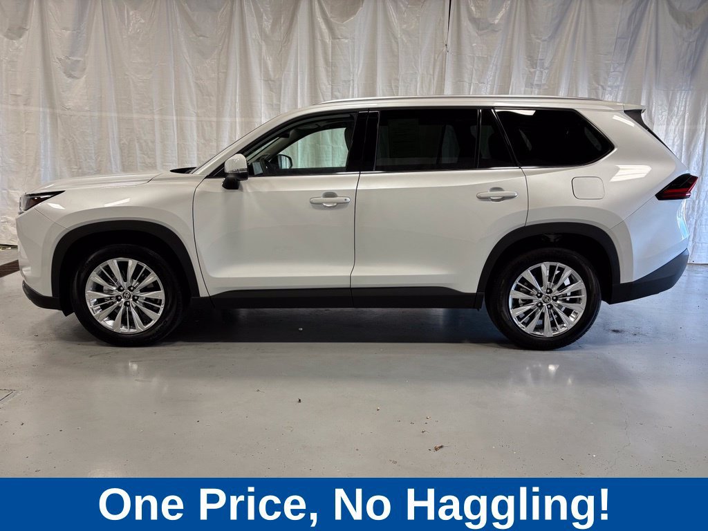 Used 2026 Toyota Grand Highlander AWD image 4
