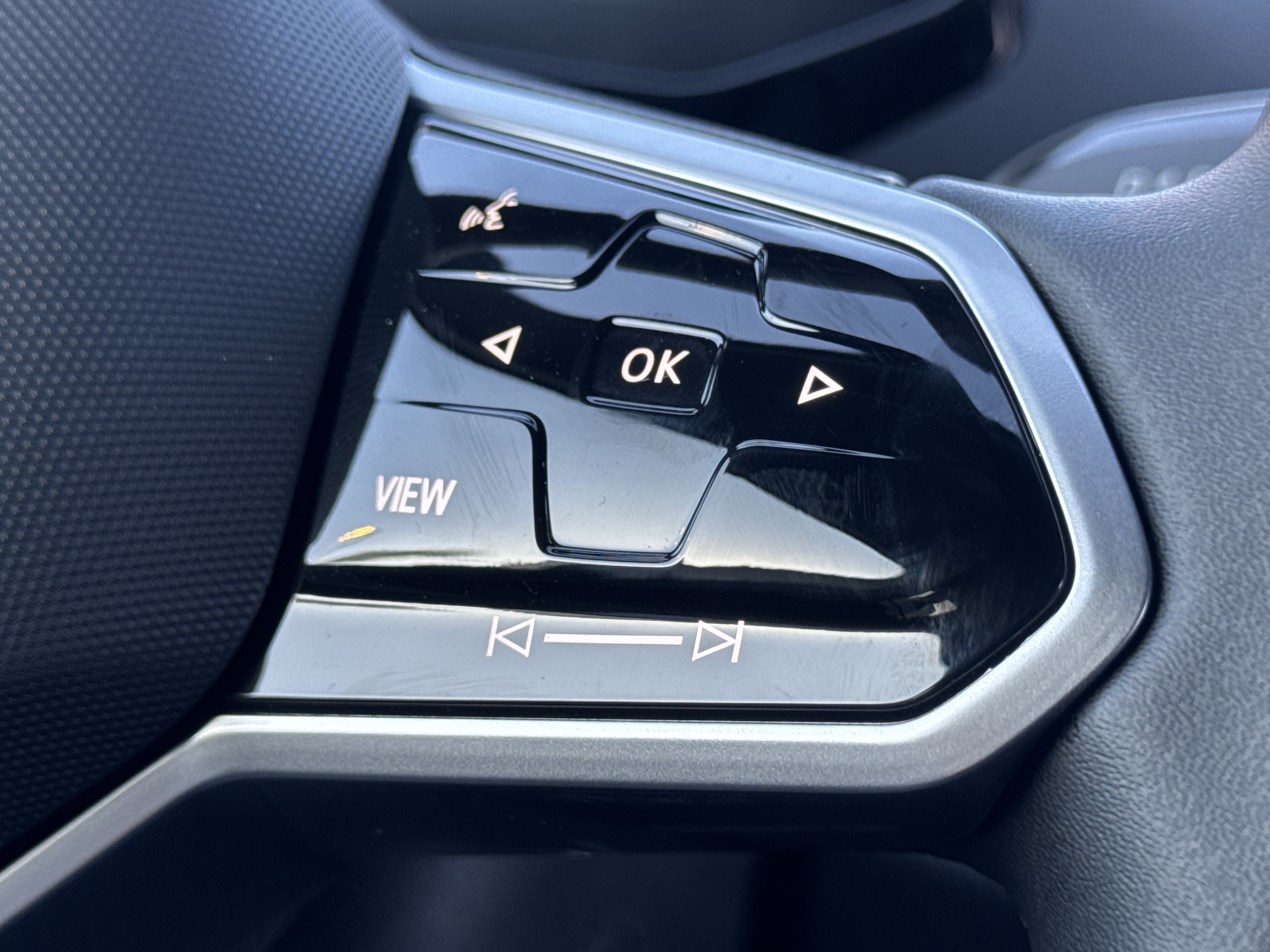 New 2026 Volkswagen ID.4 Pro RWD image 21