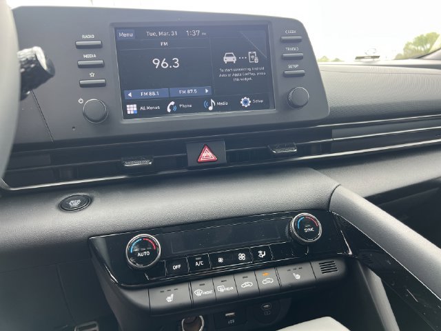 New 2026 Hyundai Elantra SEL Sport Premium FWD image 23