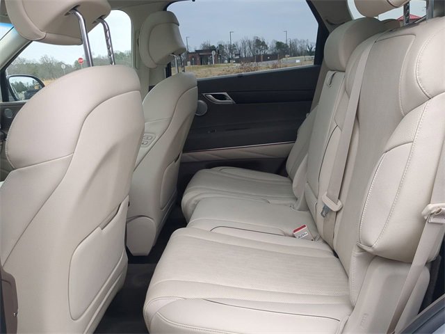 Used 2023 Genesis GV80 2.5T w/ Prestige 20" Package image 13