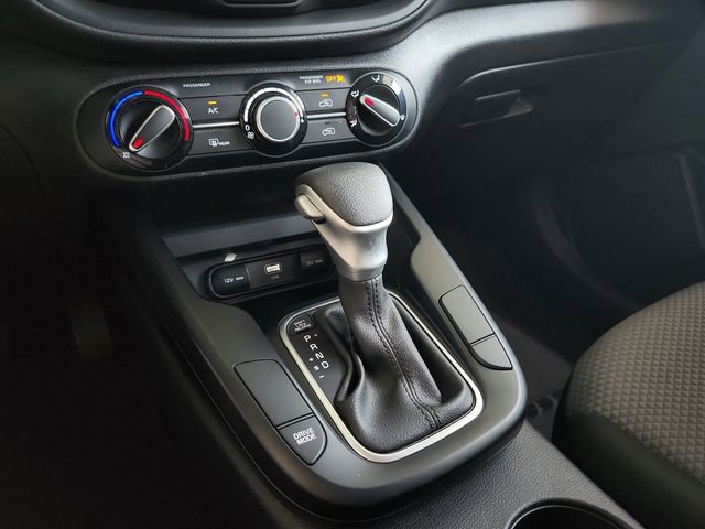 Certified 2023 Kia Soul LX w/ LX Technology Package FWD image 16