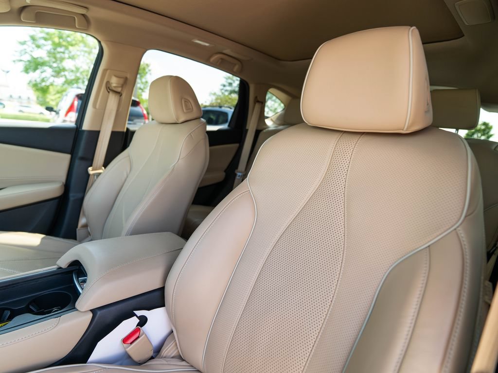 Certified 2024 Acura RDX SH-AWD w/ Advance Package image 8