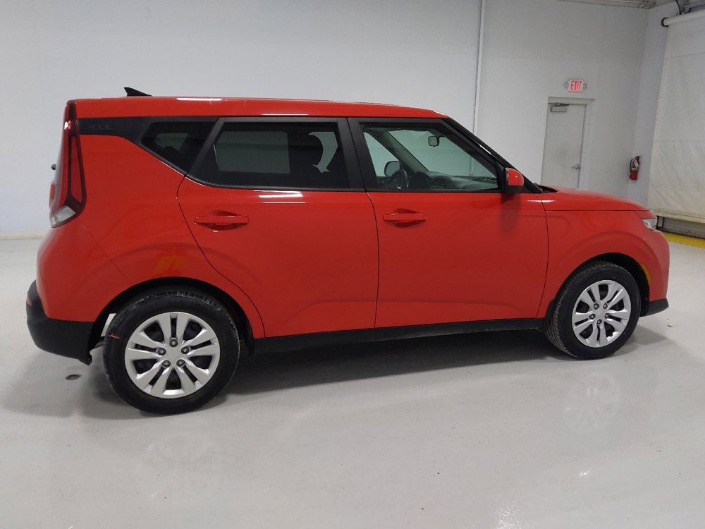 Used 2021 Kia Soul LX image 10