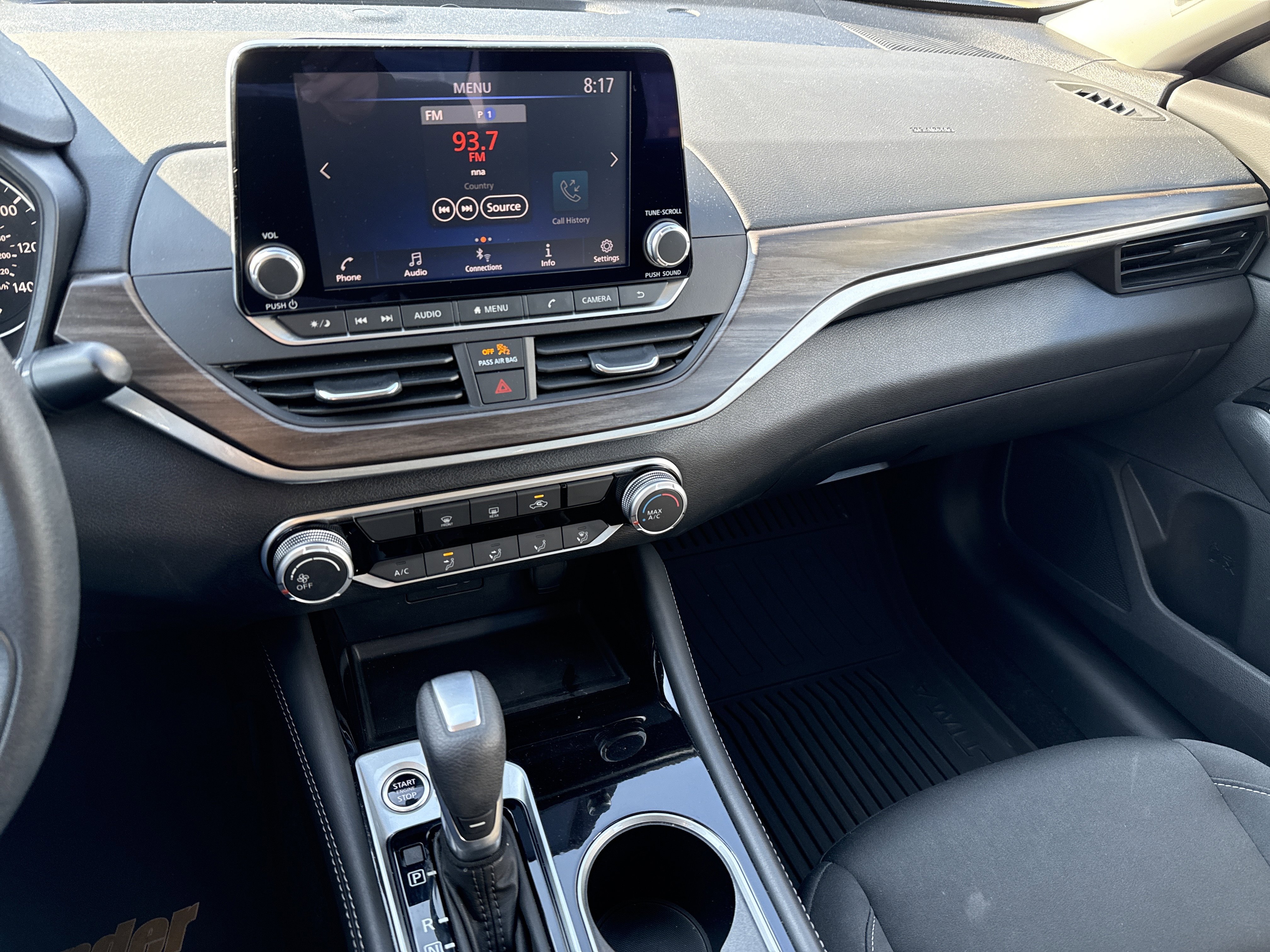 Used 2023 Nissan Altima 2.5 SV AWD/4WD image 22