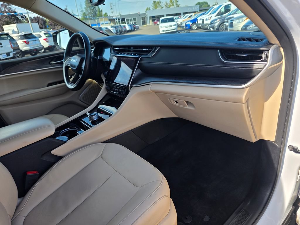 Used 2021 Jeep Grand Cherokee L Limited AWD/4WD image 26