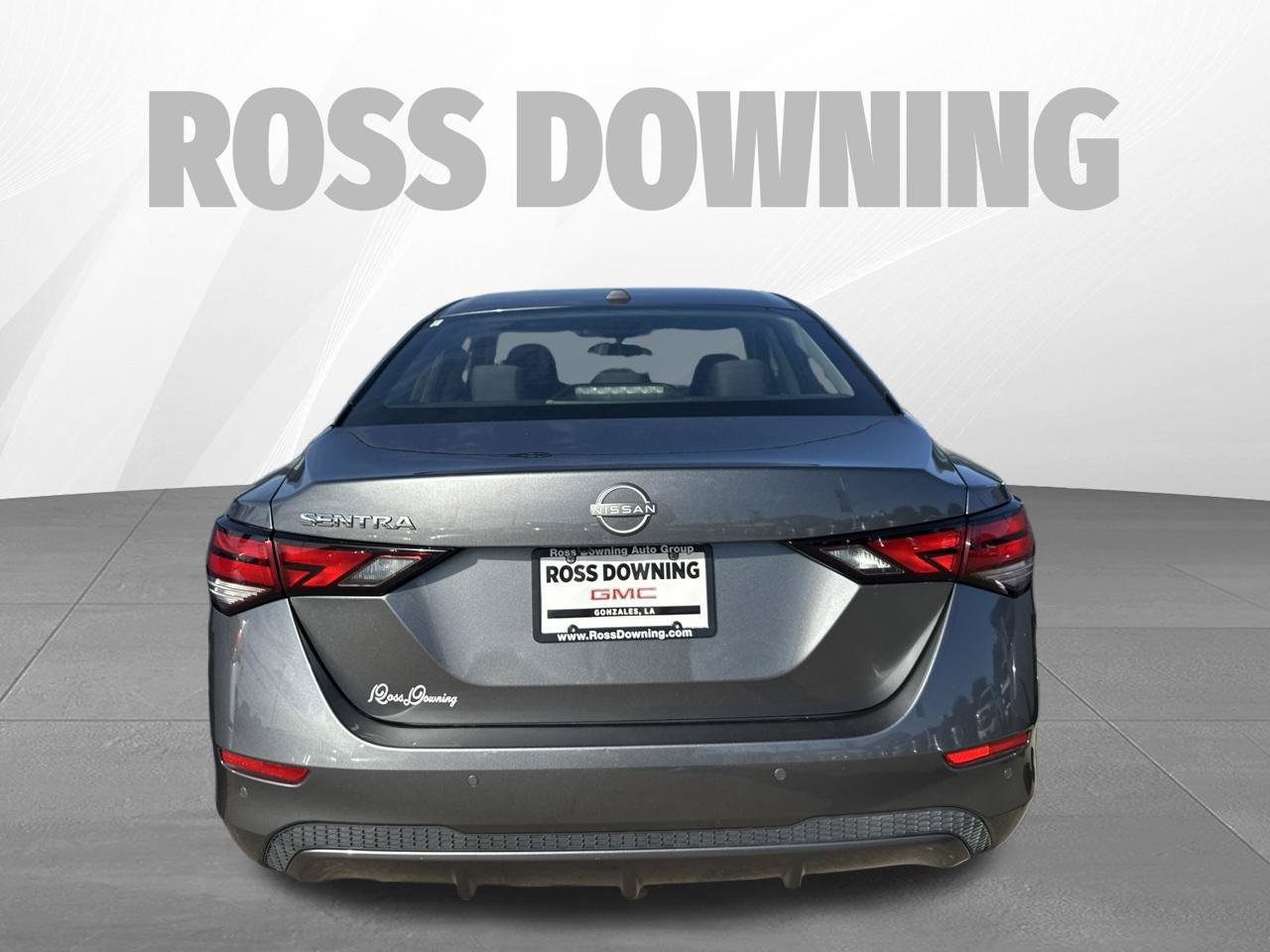 Used 2025 Nissan Sentra SV FWD image 5