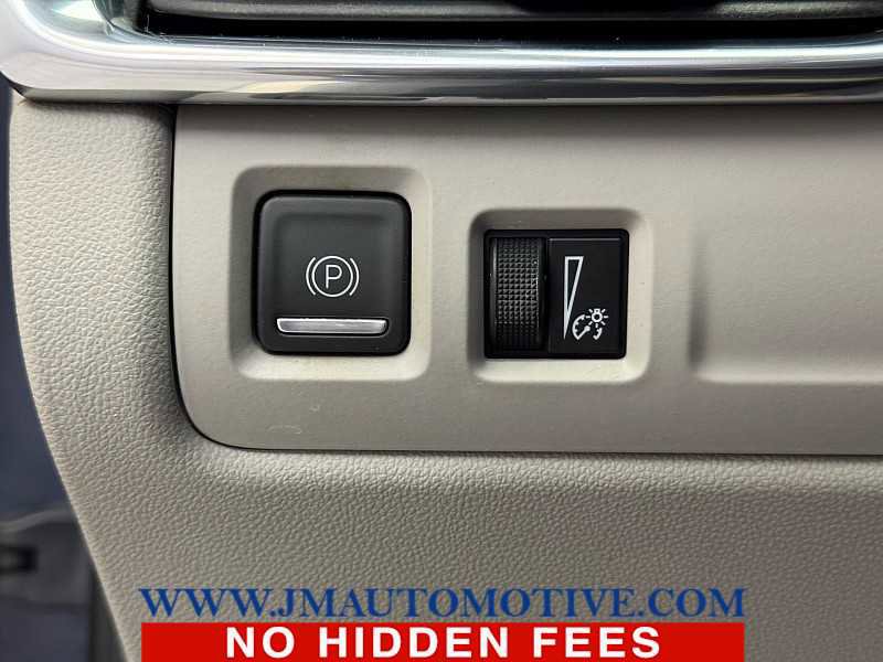 Used 2020 Cadillac XT4 Premium Luxury image 37