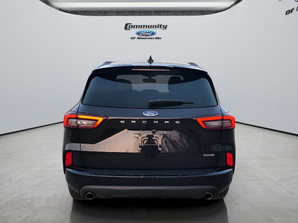Used 2023 Ford Escape ST-Line w/ Tech Pack #1 image 8