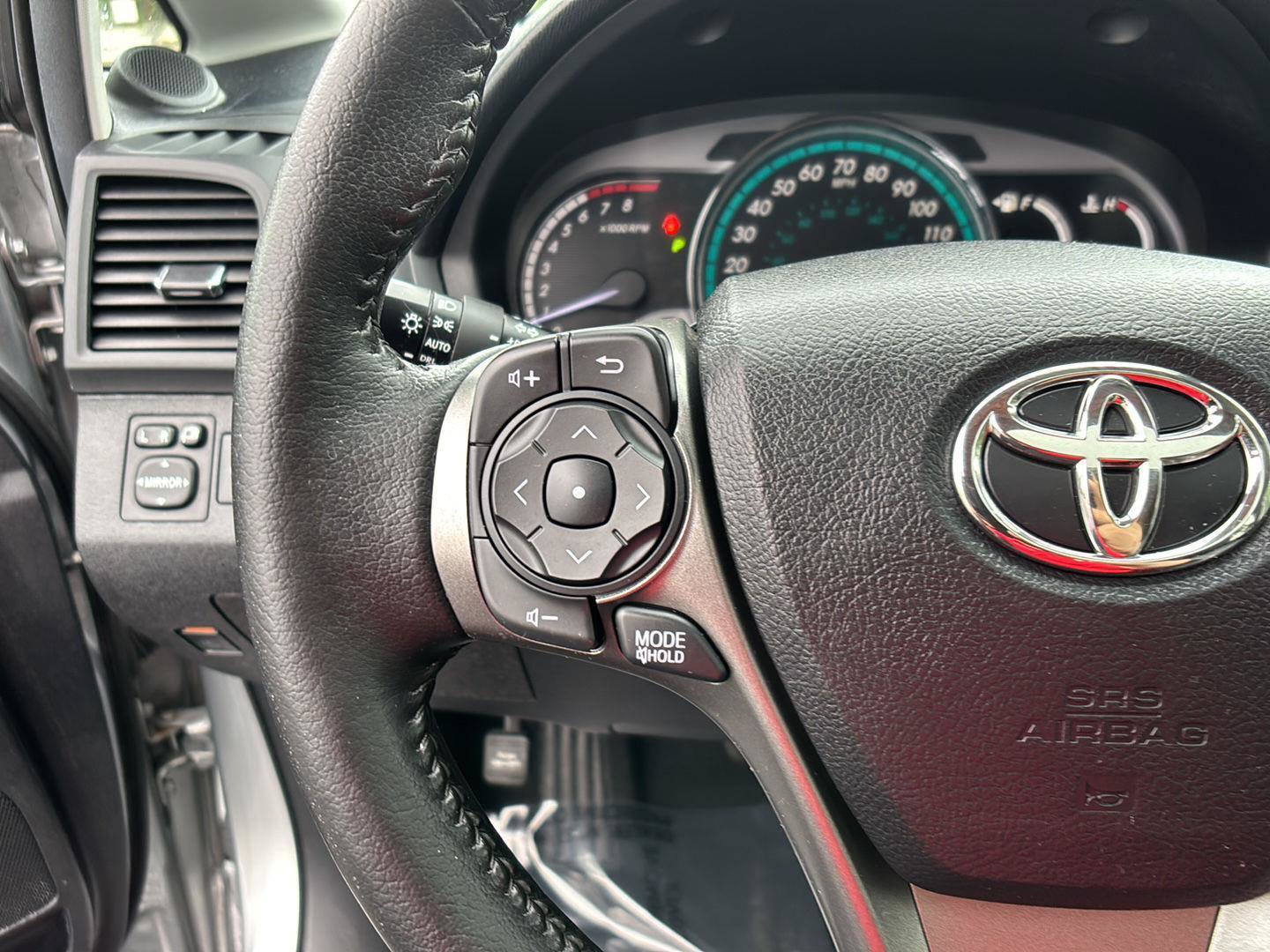 Used 2015 Toyota Venza Limited AWD/4WD image 26