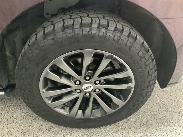 Used 2021 Ford Expedition Max Limited image 13