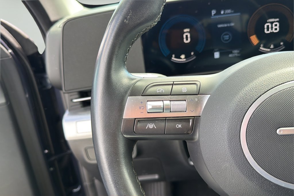 Used 2025 Hyundai Kona SEL FWD image 22