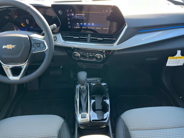 New 2026 Chevrolet Trax LT w/ Driver Confidence Package FWD image 18