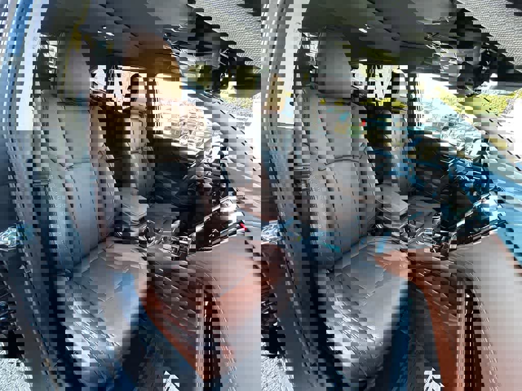 Certified 2025 Subaru Outback Touring XT image 13