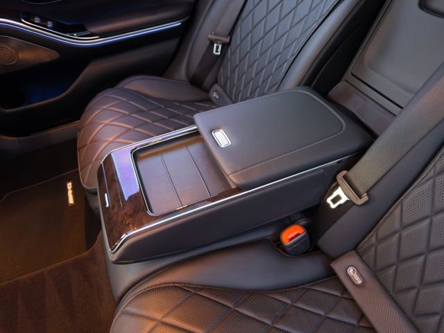 Used 2021 Mercedes-Benz S 580 4MATIC Sedan w/ AMG Line image 34