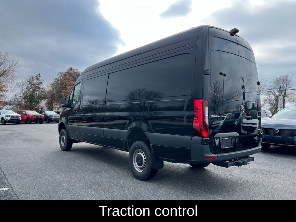 Used 2024 Mercedes-Benz Sprinter 2500 image 8