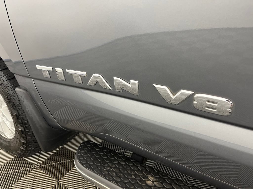 Used 2019 Nissan Titan SV RWD image 4