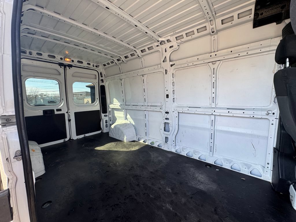 Used 2023 RAM ProMaster 2500 FWD image 15