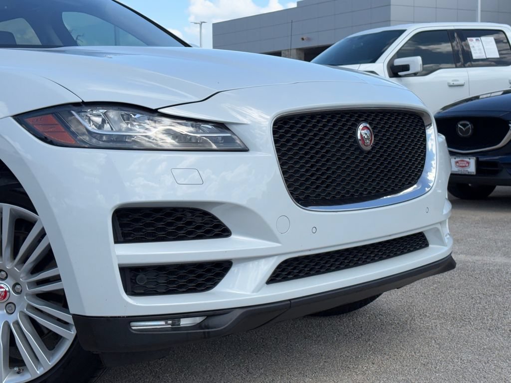 Used 2019 Jaguar F-PACE Portfolio AWD/4WD image 3