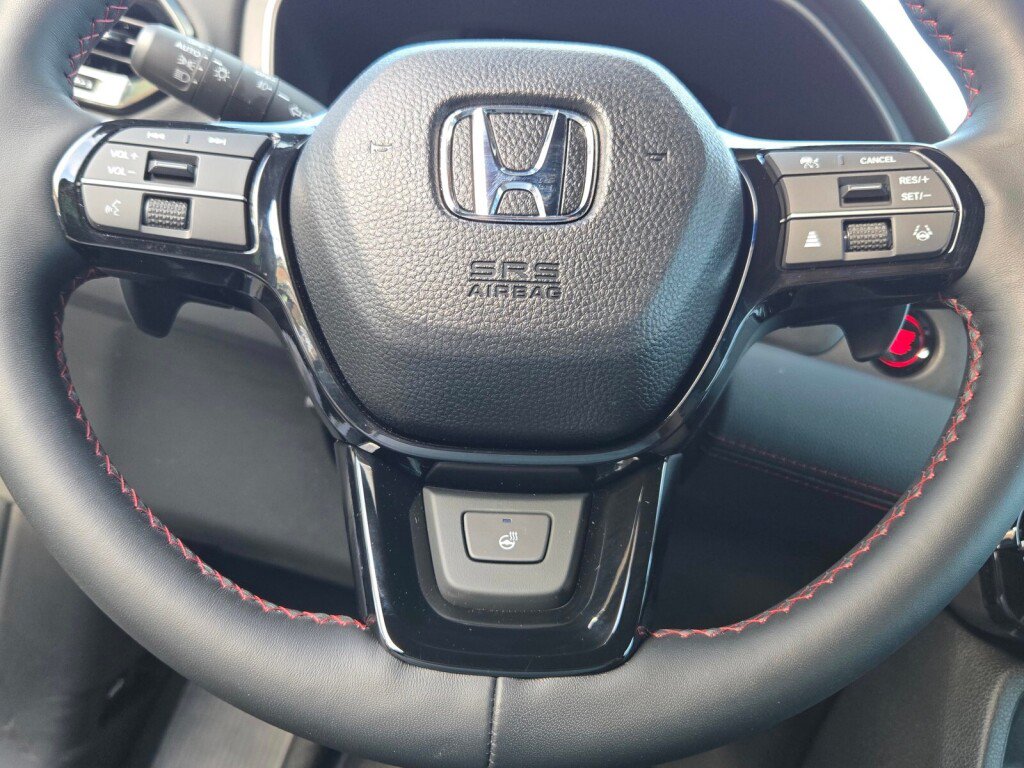 Certified 2025 Honda Pilot Black Edition image 12