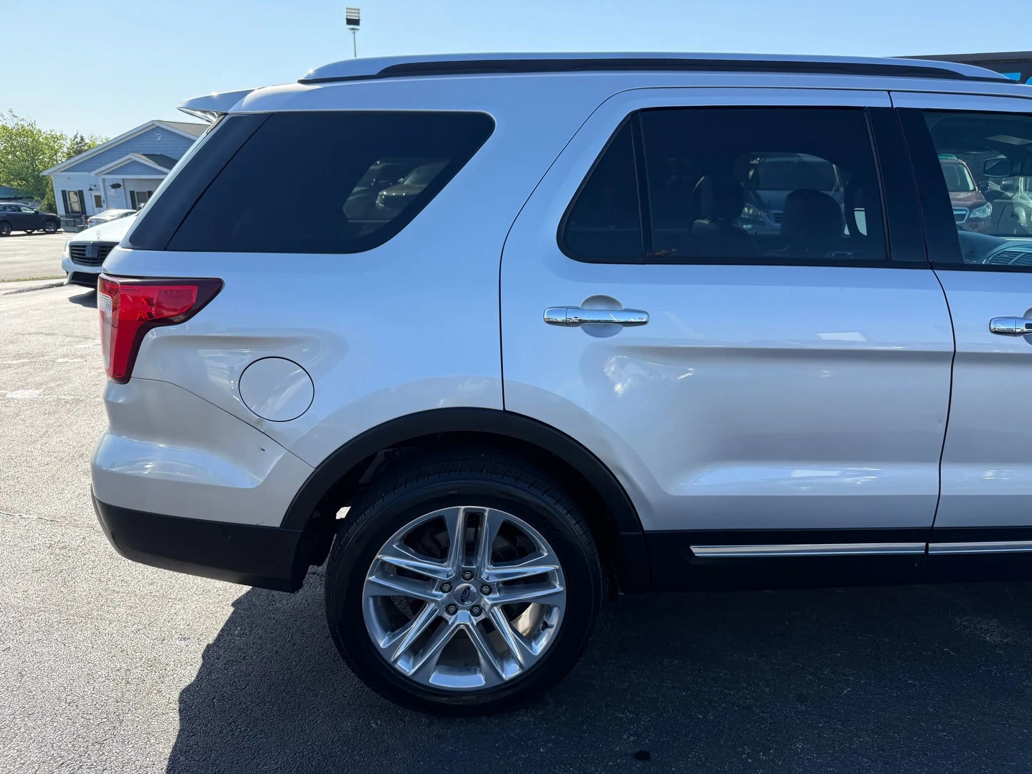 Used 2017 Ford Explorer Limited w/ Equipment Group 301A image 56