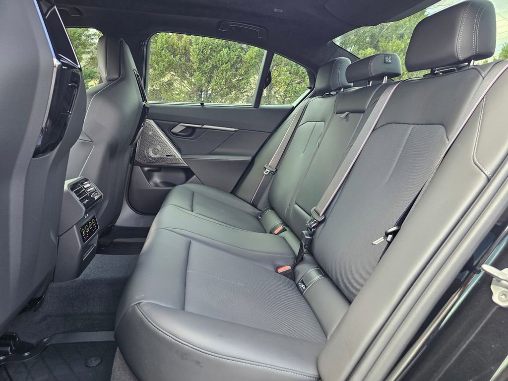 New 2026 BMW M5 w/ Carbon Package image 19