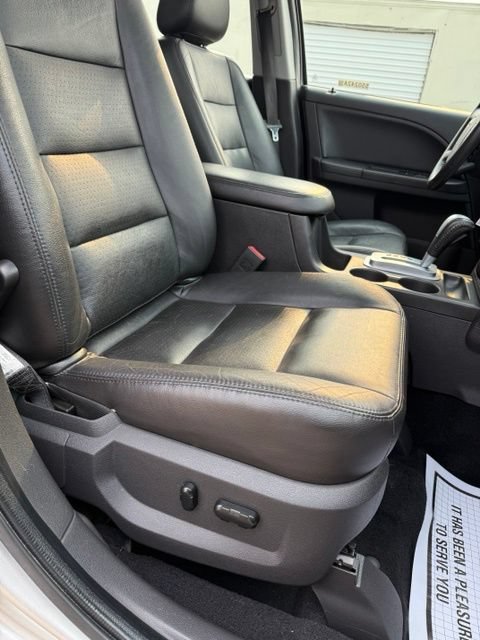 Used 2006 Ford Freestyle Limited AWD/4WD image 19