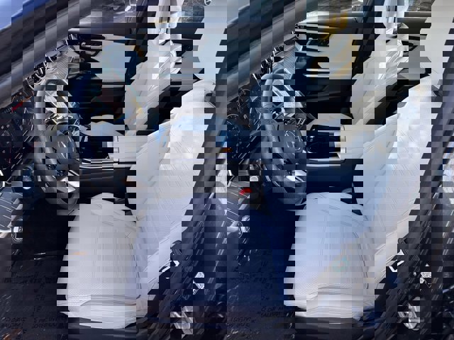 Used 2024 Mercedes-Benz C 300 4MATIC Sedan image 16