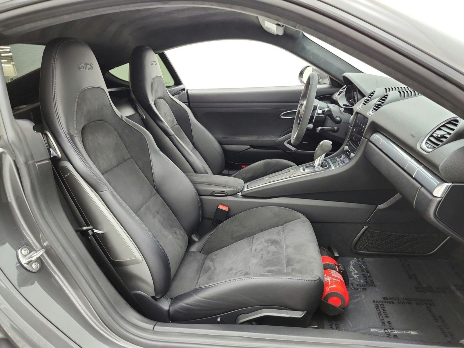 Used 2019 Porsche 718 Cayman GTS RWD image 18